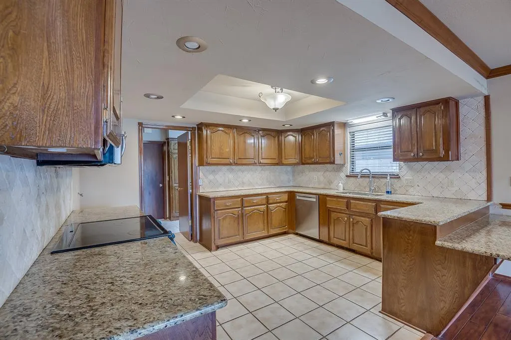 Photo 14 — 8113 NW 118th Street, Oklahoma City, OK 73162