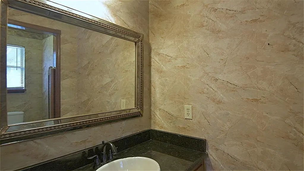Photo 37 — 8113 NW 118th Street, Oklahoma City, OK 73162
