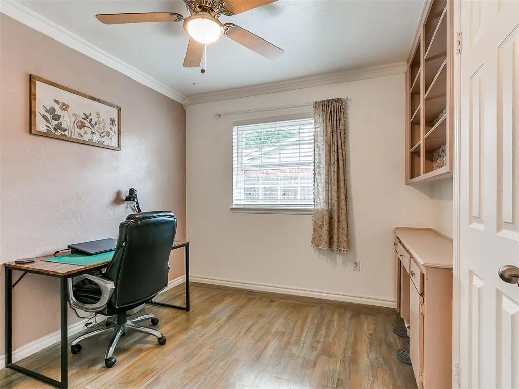 Photo 16 — 735 Sunset Drive, Edmond, OK 73003