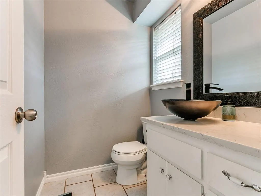Photo 27 — 735 Sunset Drive, Edmond, OK 73003