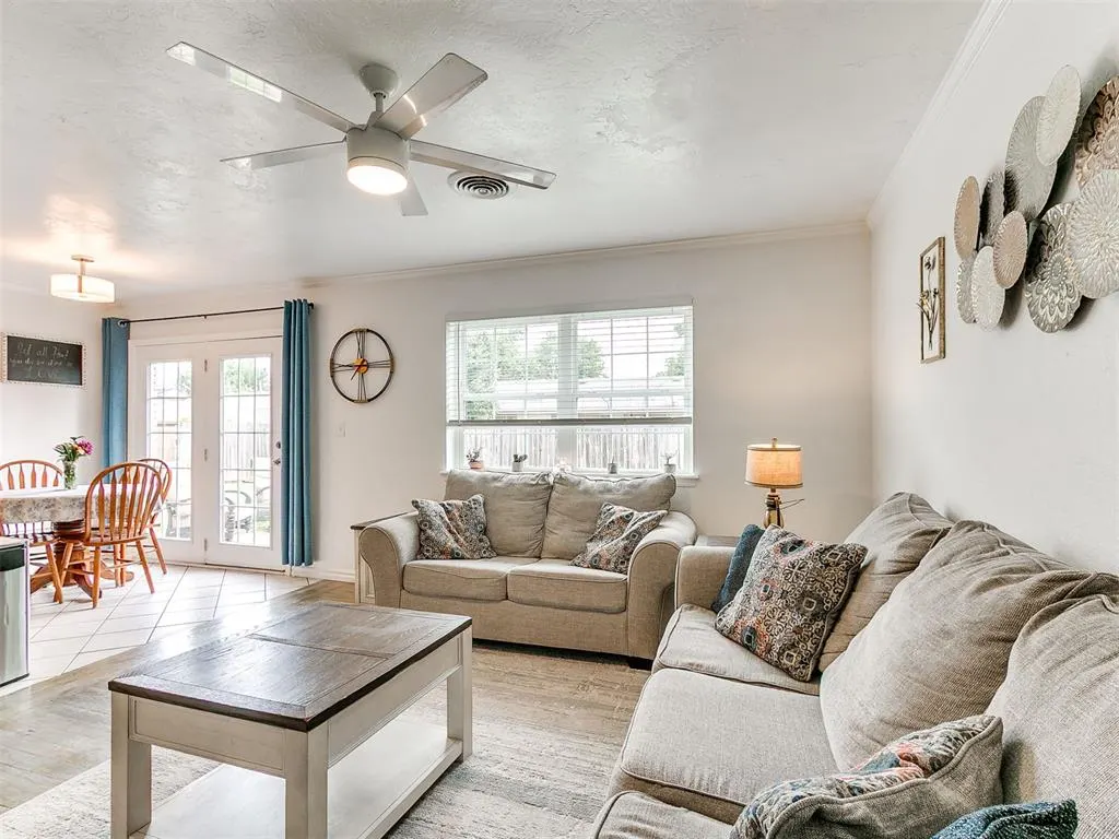 Photo 32 — 735 Sunset Drive, Edmond, OK 73003