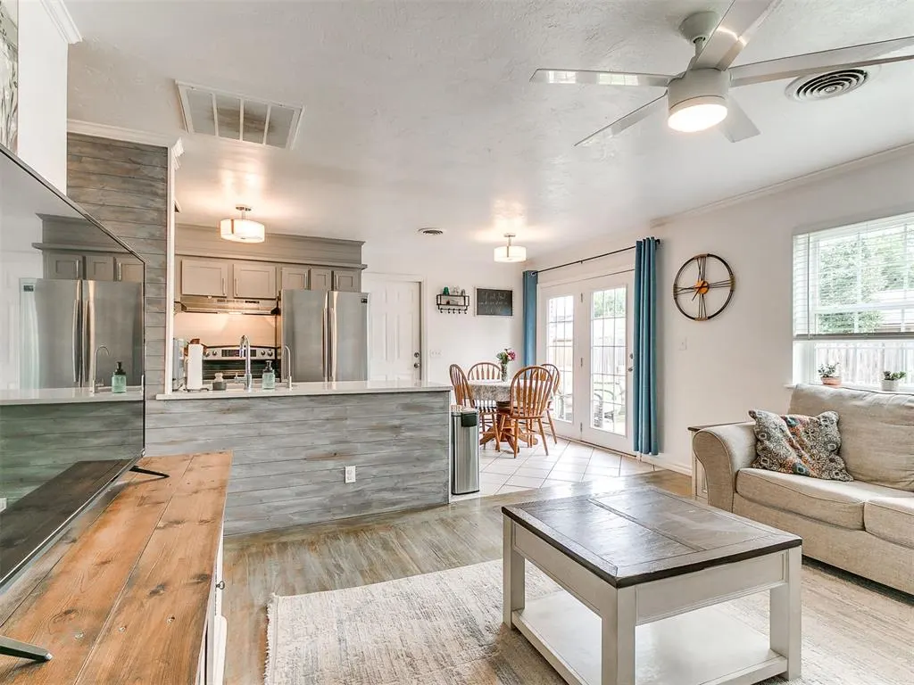 Photo 33 — 735 Sunset Drive, Edmond, OK 73003