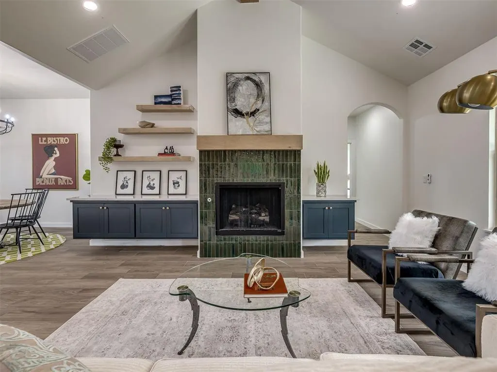 Photo 8 — 10925 Sandstone Ridge Way, Guthrie, OK 73044