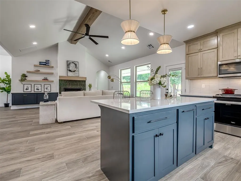 Photo 14 — 10925 Sandstone Ridge Way, Guthrie, OK 73044