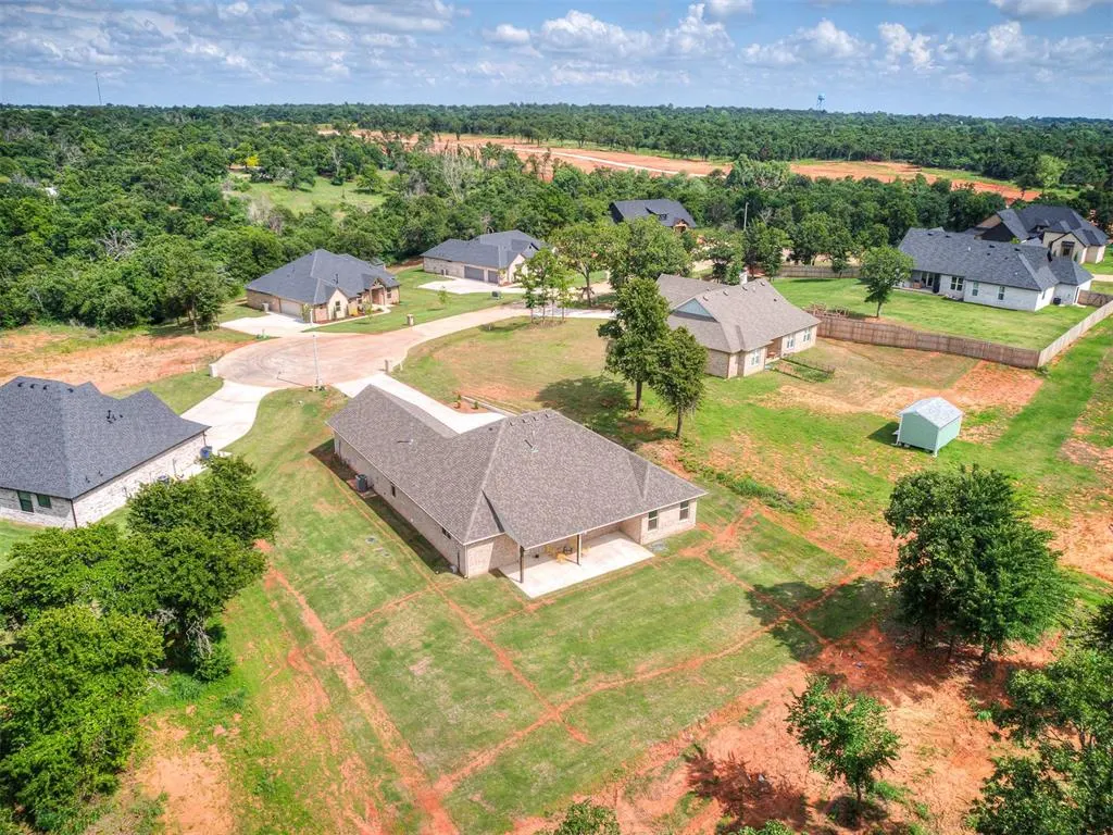 Photo 47 — 10925 Sandstone Ridge Way, Guthrie, OK 73044