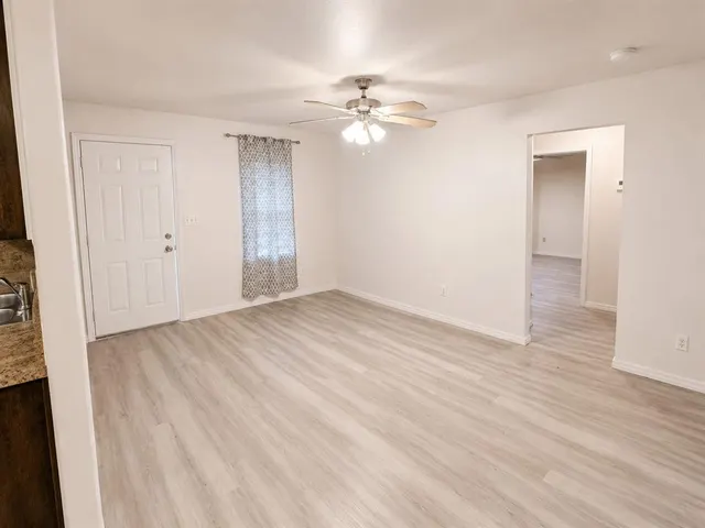 Photo 6 — 1920 NE 24th Street, Oklahoma City, OK 73111