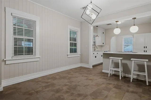 Photo 8 — 1824 NW 11th Street, Oklahoma City, OK 73106