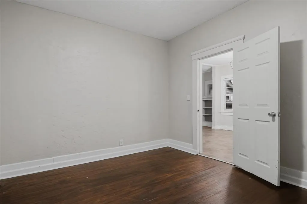 Photo 15 — 1824 NW 11th Street, Oklahoma City, OK 73106