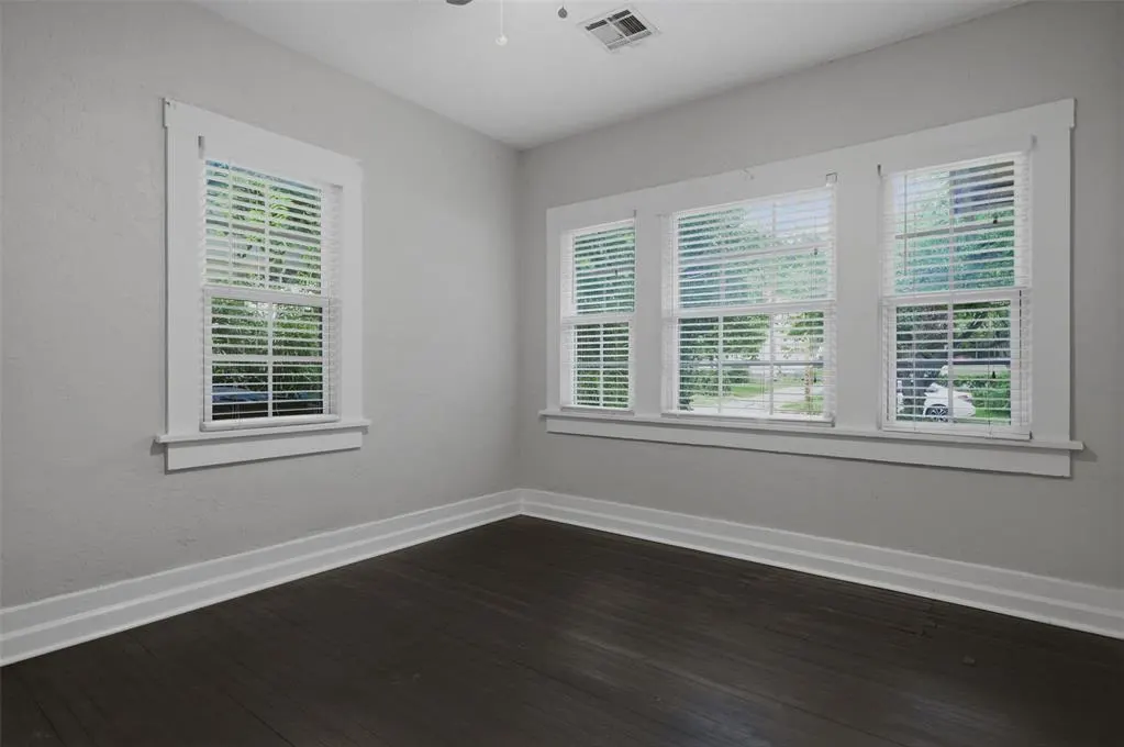 Photo 21 — 1824 NW 11th Street, Oklahoma City, OK 73106