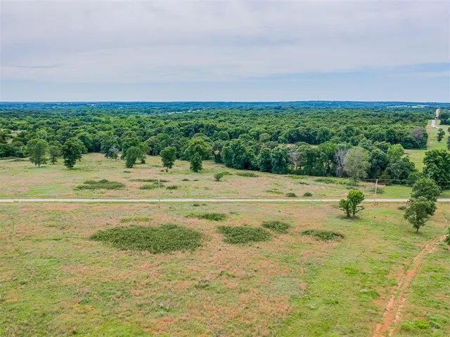 Photo 6 — 31964 Red Hawk Drive, Wanette, OK 74878