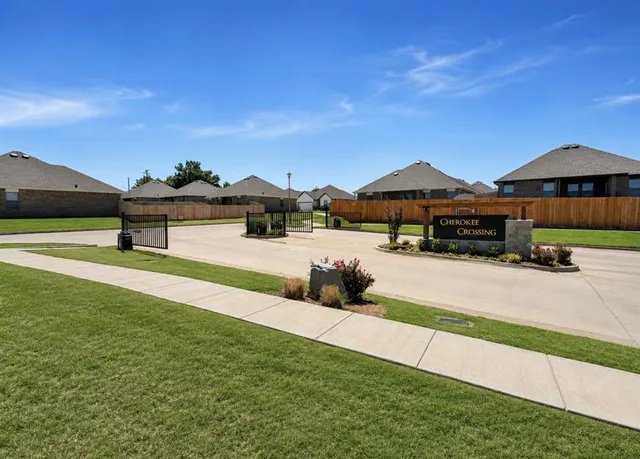 Photo 3 — 8000 Labelle Drive, Warr Acres, OK 73132