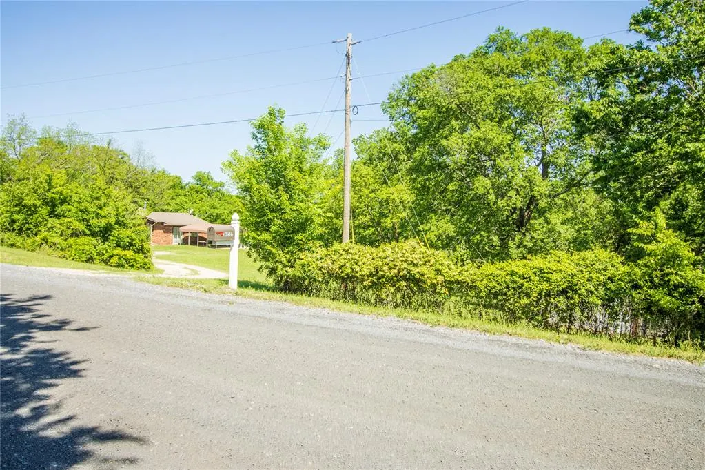 Photo 3 — 342302 E 1070 Road, Meeker, OK 74855