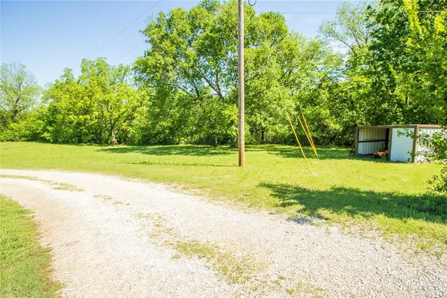 Photo 5 — 342302 E 1070 Road, Meeker, OK 74855