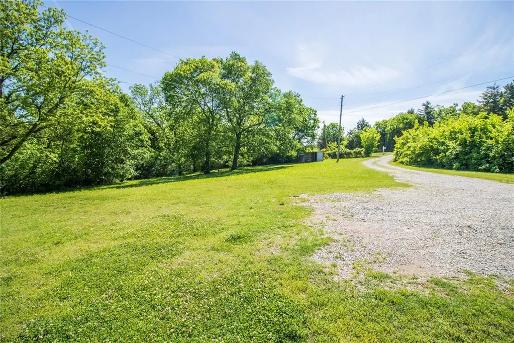 Photo 6 — 342302 E 1070 Road, Meeker, OK 74855