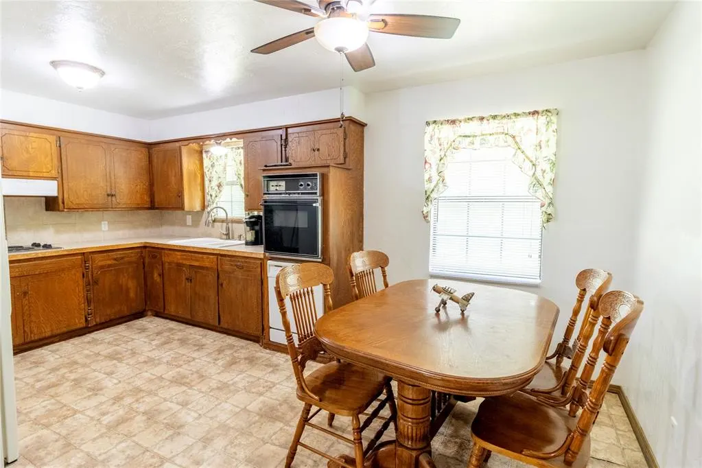 Photo 20 — 342302 E 1070 Road, Meeker, OK 74855