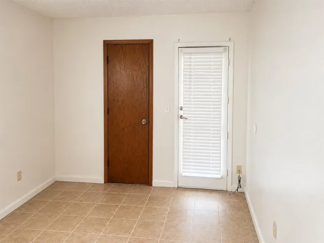 Photo 5 — 828 NW 113th Street, Oklahoma City, OK 73114