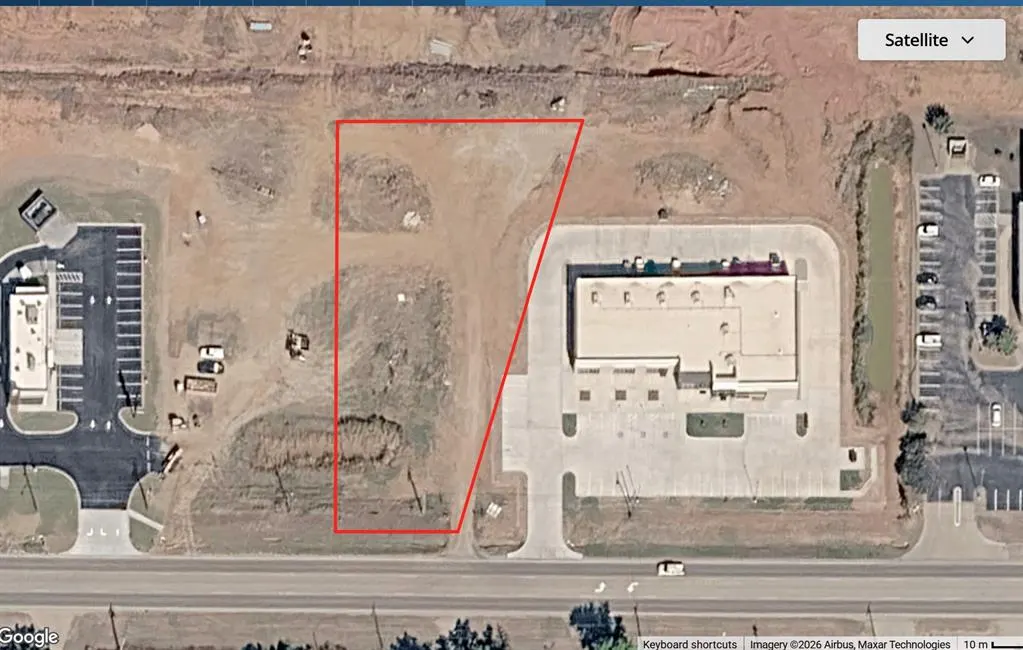 Front exterior — 7 E 1 Street, Chandler, OK 74834