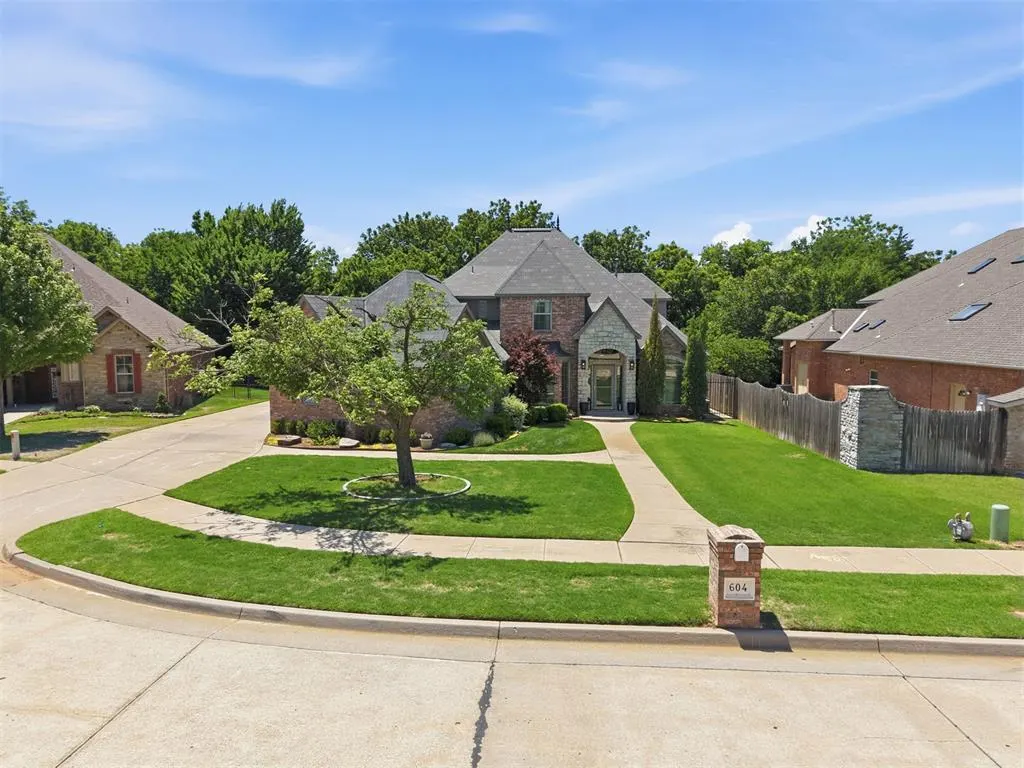 Photo 43 — 604 Winding Creek Road, Yukon, OK 73099