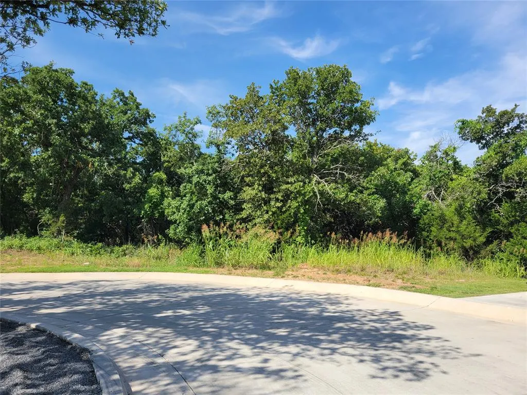 Photo 8 — 14201 Shoreline Boulevard, Edmond, OK 73013