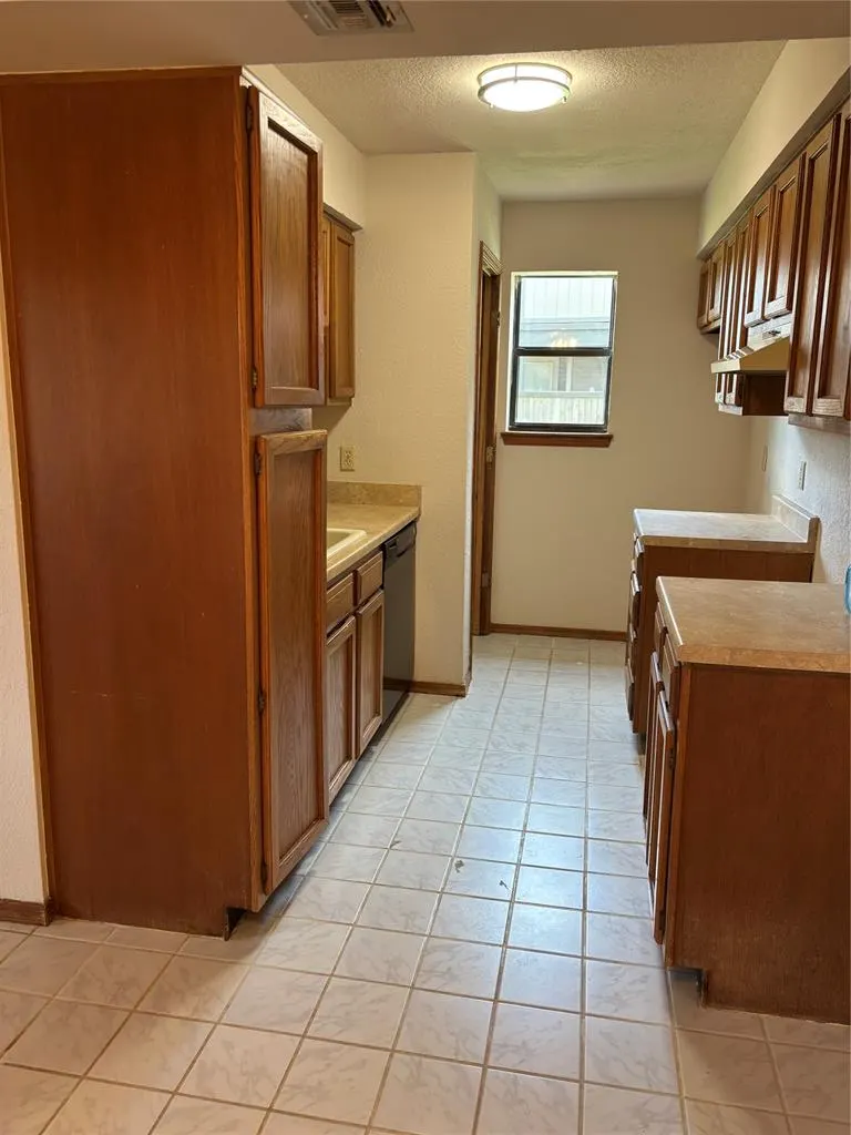 Photo 7 — 11407 Springhollow Road 407, Oklahoma City, OK 73120