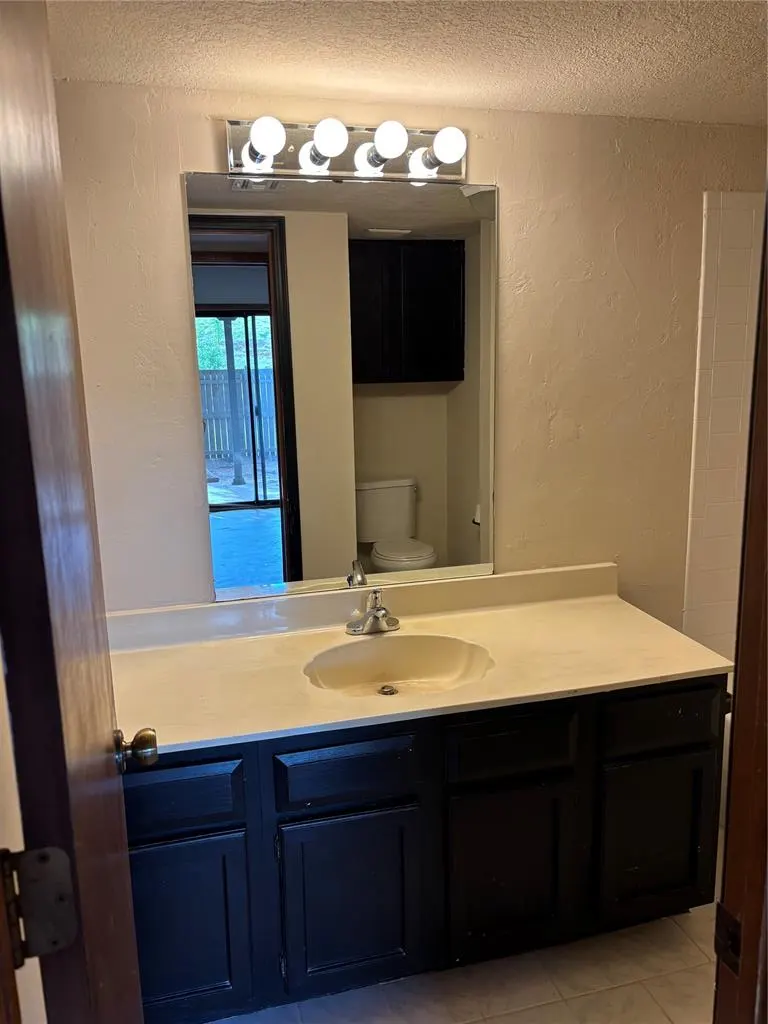 Photo 14 — 11407 Springhollow Road 407, Oklahoma City, OK 73120
