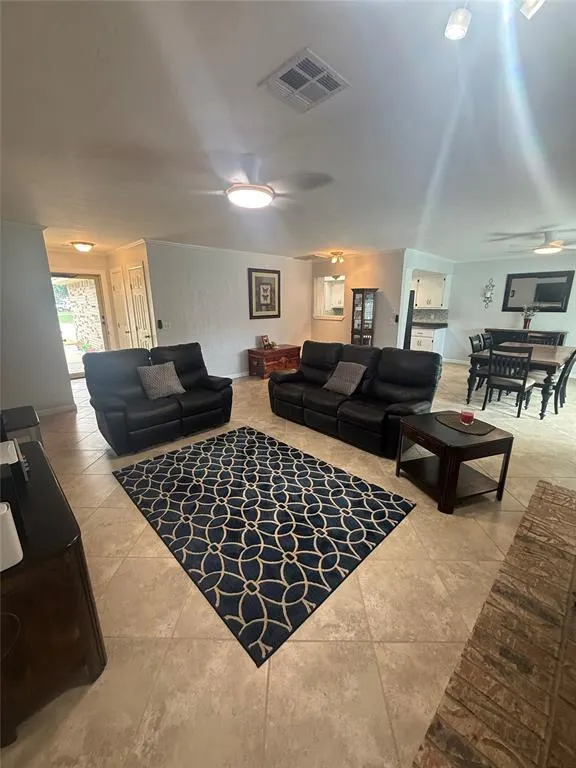 Photo 4 — 9200 Cindy Road, Oklahoma City, OK 73132
