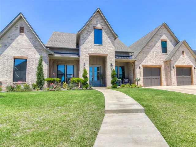 Photo 2 — 10713 NW 26th Street, Yukon, OK 73099