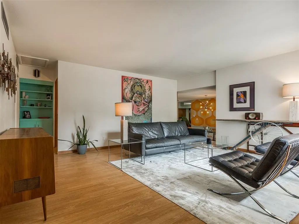 Photo 5 — 401 NW 44th Street, Oklahoma City, OK 73118