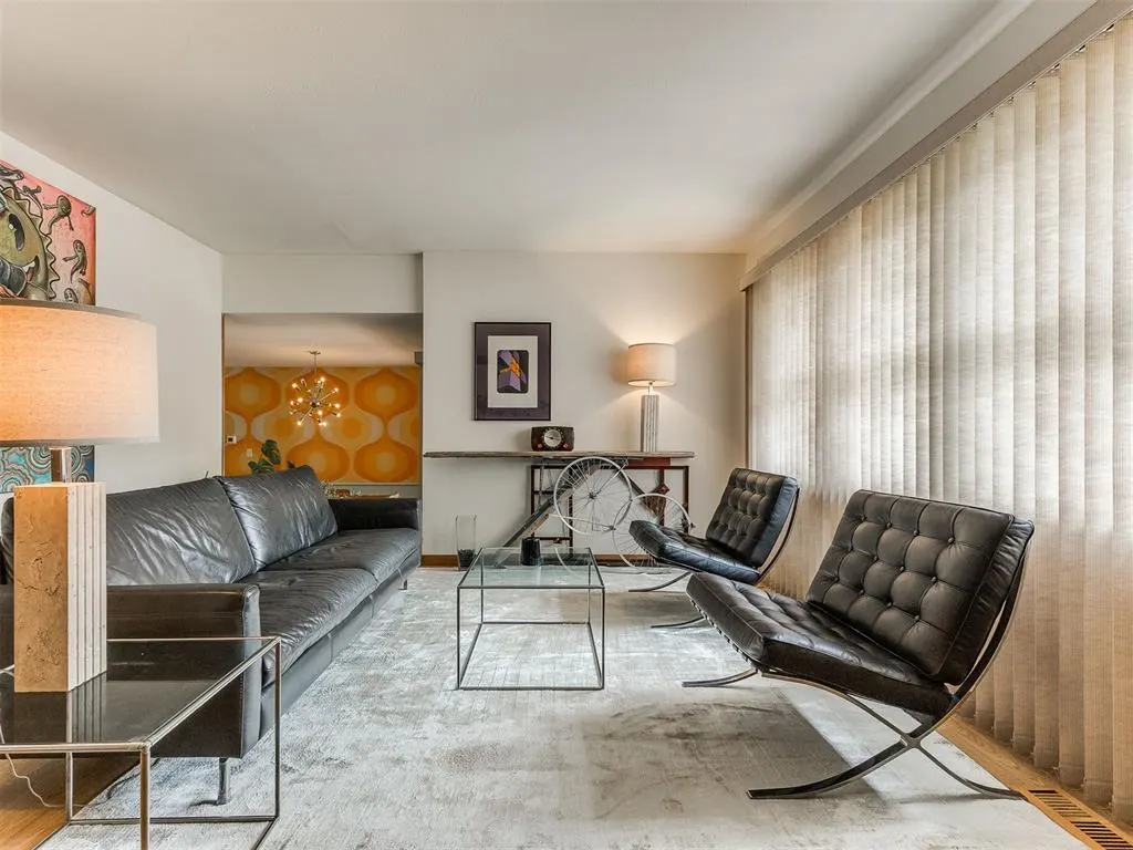 Photo 6 — 401 NW 44th Street, Oklahoma City, OK 73118