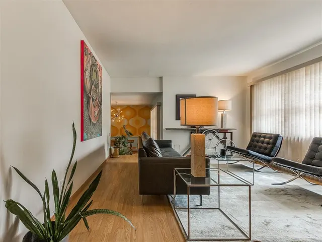 Photo 8 — 401 NW 44th Street, Oklahoma City, OK 73118