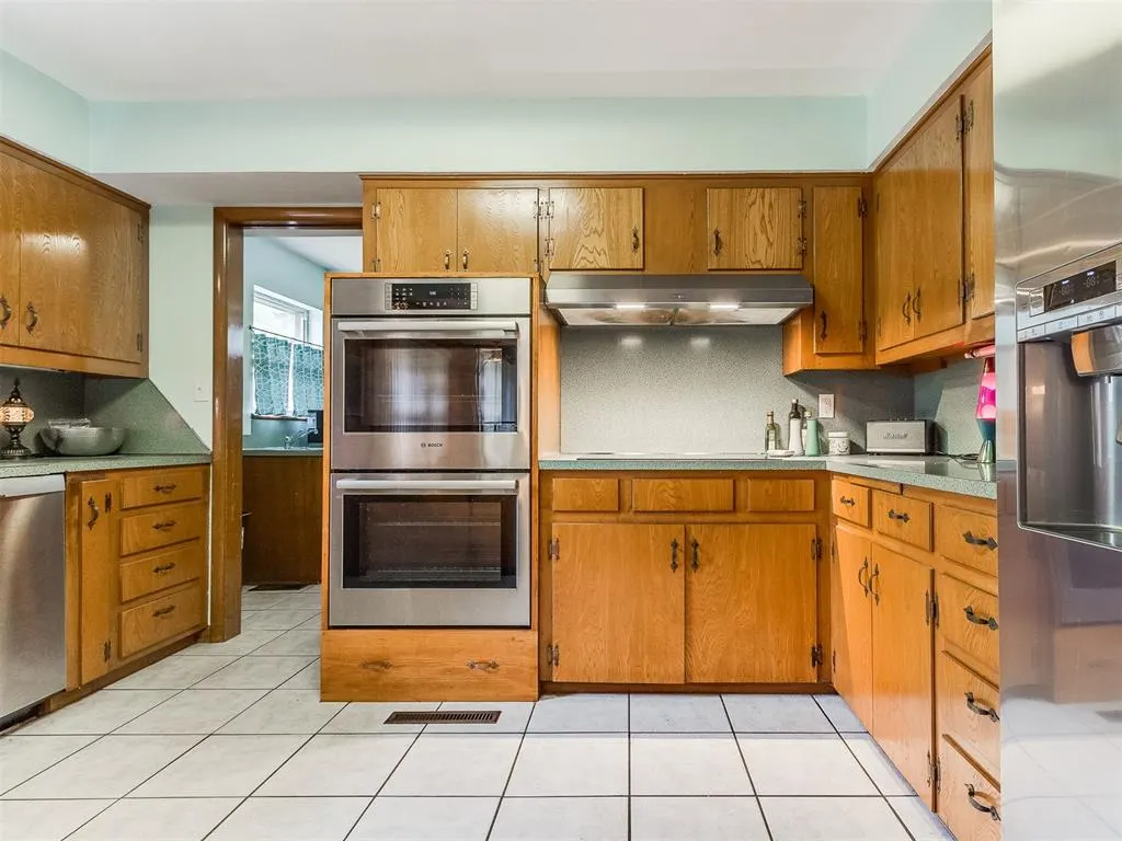 Photo 32 — 401 NW 44th Street, Oklahoma City, OK 73118