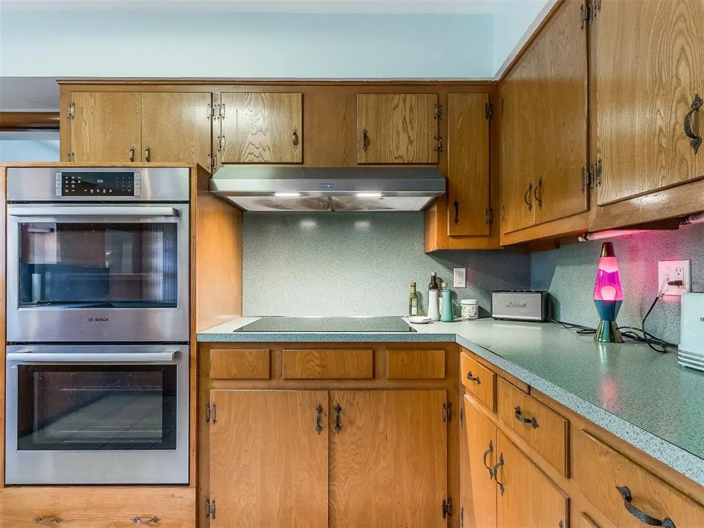 Photo 33 — 401 NW 44th Street, Oklahoma City, OK 73118