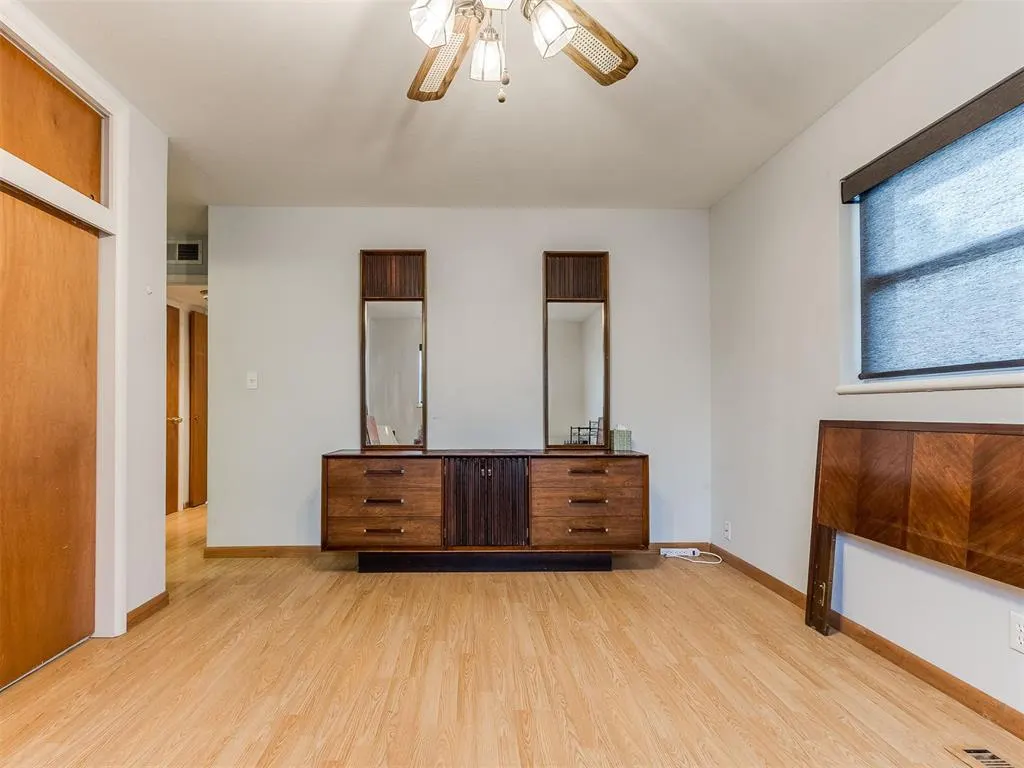 Photo 43 — 401 NW 44th Street, Oklahoma City, OK 73118