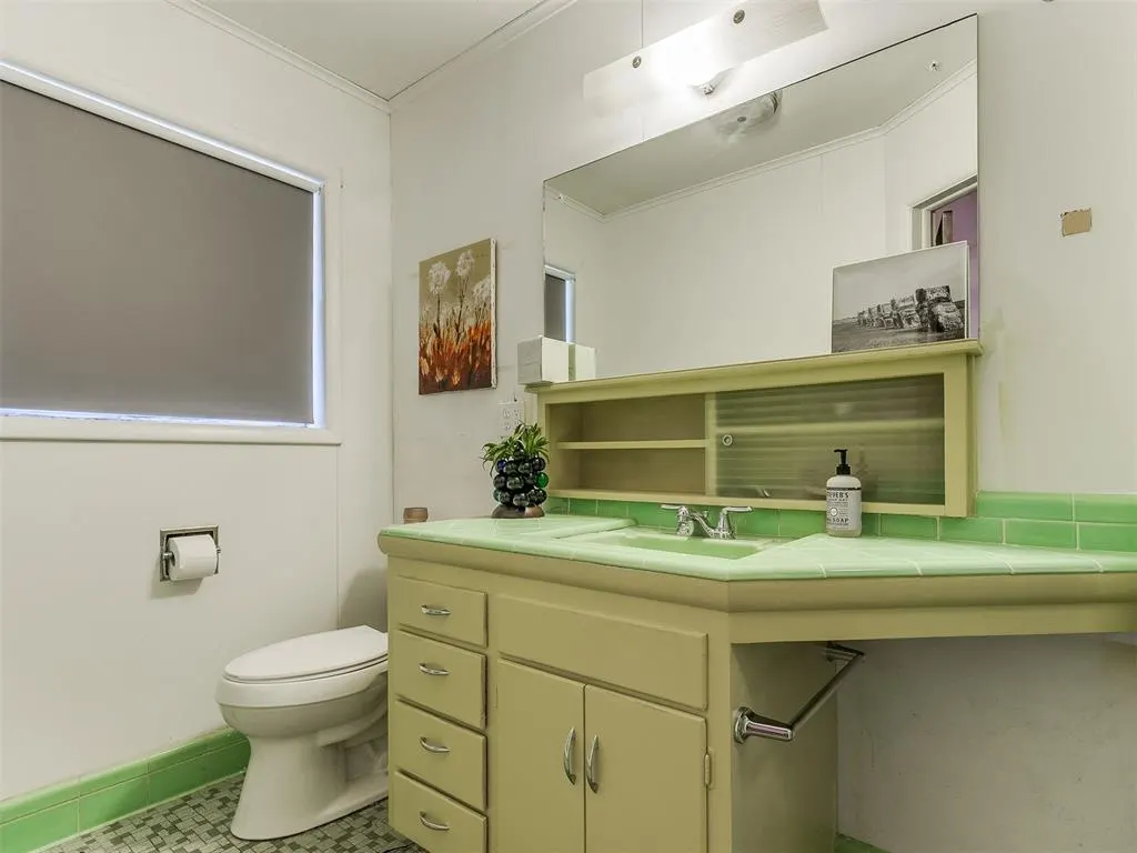 Photo 44 — 401 NW 44th Street, Oklahoma City, OK 73118