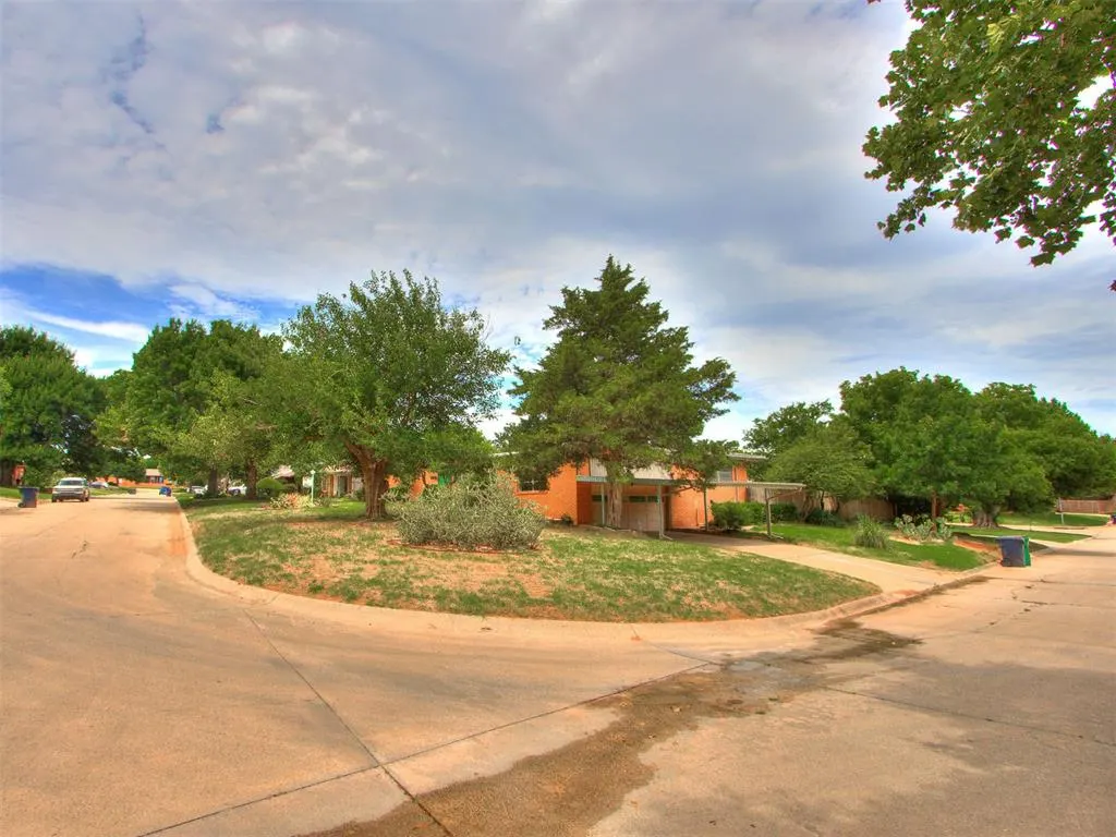 Photo 50 — 401 NW 44th Street, Oklahoma City, OK 73118