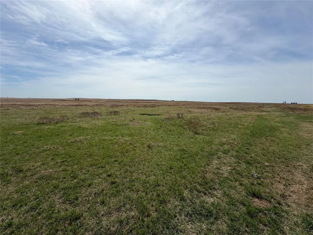 Photo 3 — 0000 E 740 Road, Loyal, OK 73756