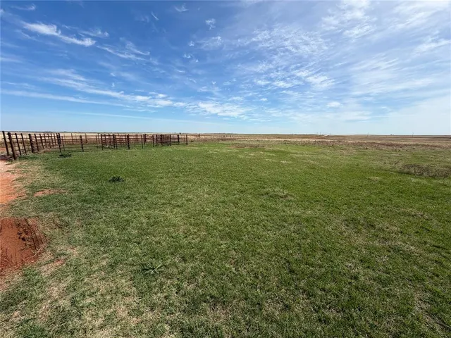 Photo 4 — 0000 E 740 Road, Loyal, OK 73756