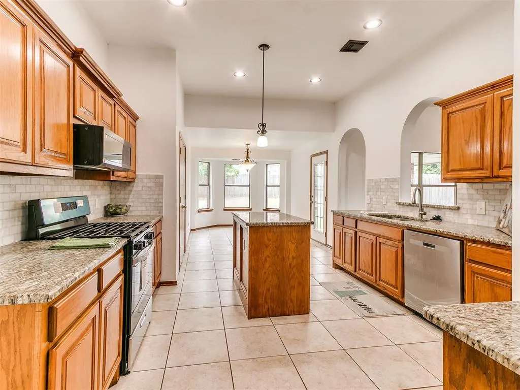 Photo 11 — 8308 NW 83rd Street, Oklahoma City, OK 73132