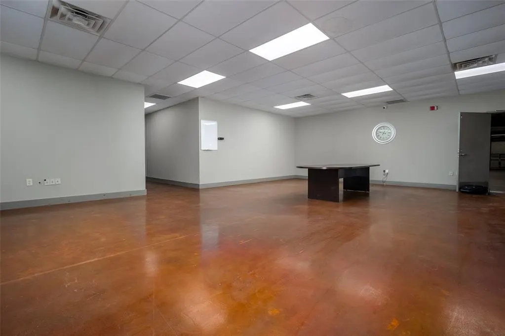 Photo 26 — 425 W Airport Road, Hinton, OK 73047