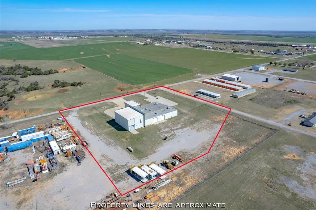 Photo 38 — 425 W Airport Road, Hinton, OK 73047