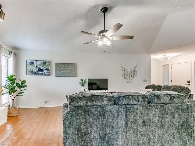 Photo 5 — 6408 NW 123rd Street, Oklahoma City, OK 73142