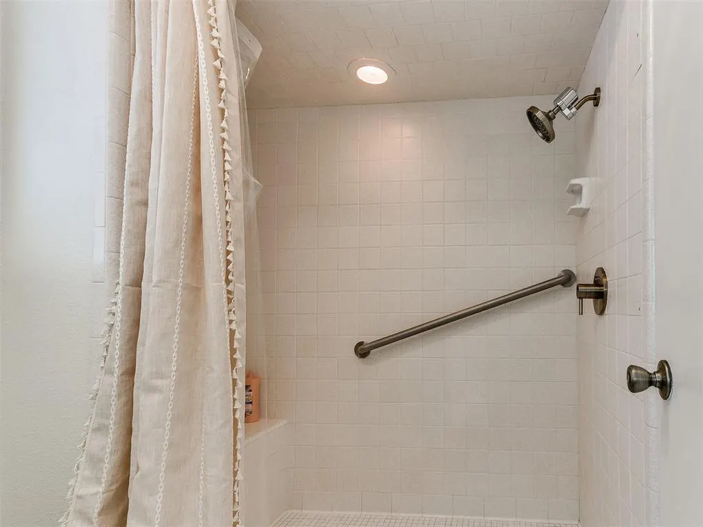 Photo 19 — 6408 NW 123rd Street, Oklahoma City, OK 73142