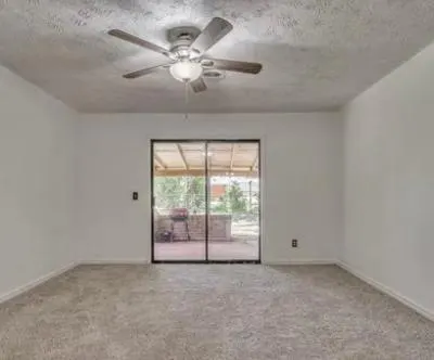Photo 2 — 809 Englewood Road, Del City, OK 73115