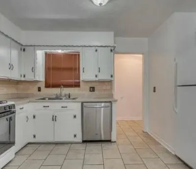 Photo 6 — 809 Englewood Road, Del City, OK 73115