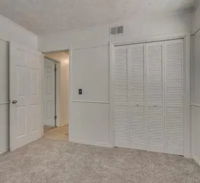 Photo 9 — 809 Englewood Road, Del City, OK 73115