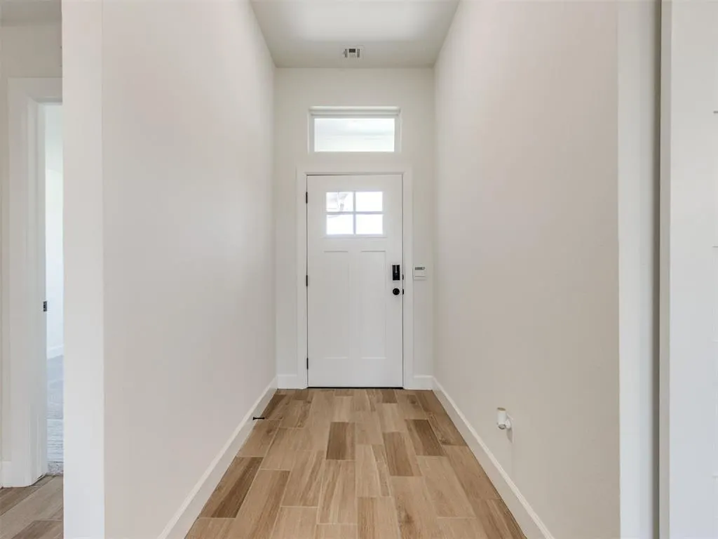 Photo 3 — 14004 Tybee Island Drive, Yukon, OK 73099