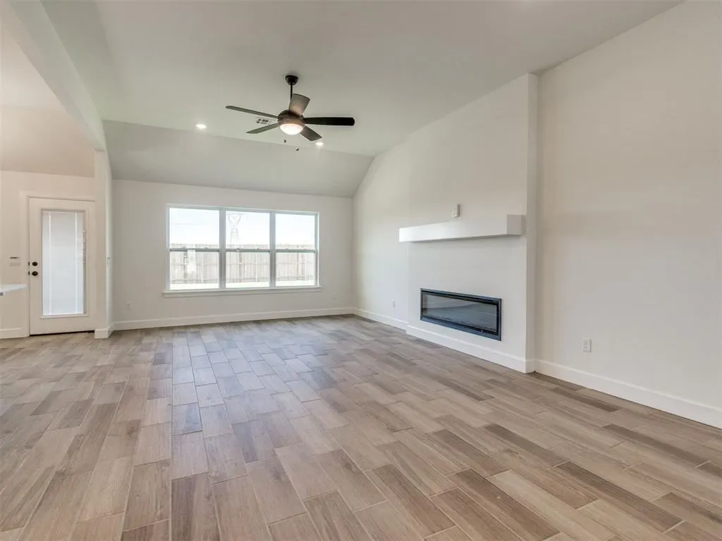 Photo 5 — 14004 Tybee Island Drive, Yukon, OK 73099
