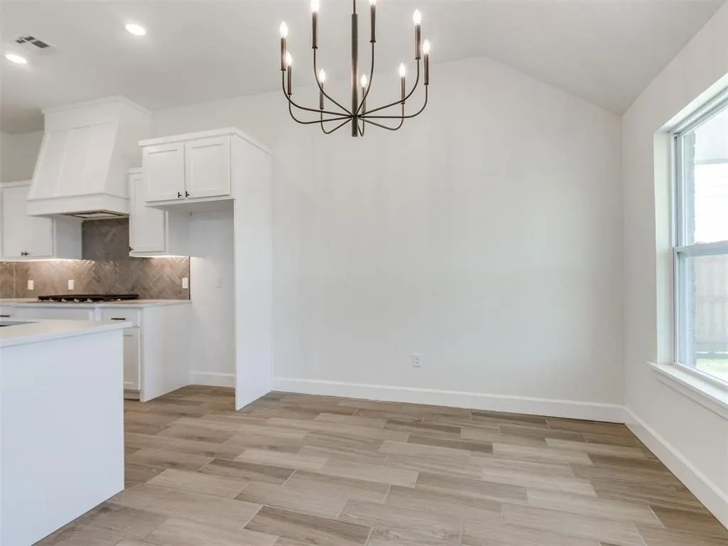 Photo 12 — 14004 Tybee Island Drive, Yukon, OK 73099