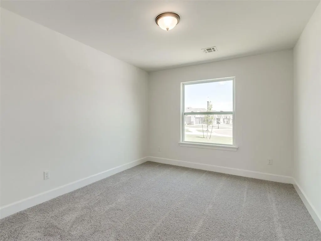 Photo 24 — 14004 Tybee Island Drive, Yukon, OK 73099
