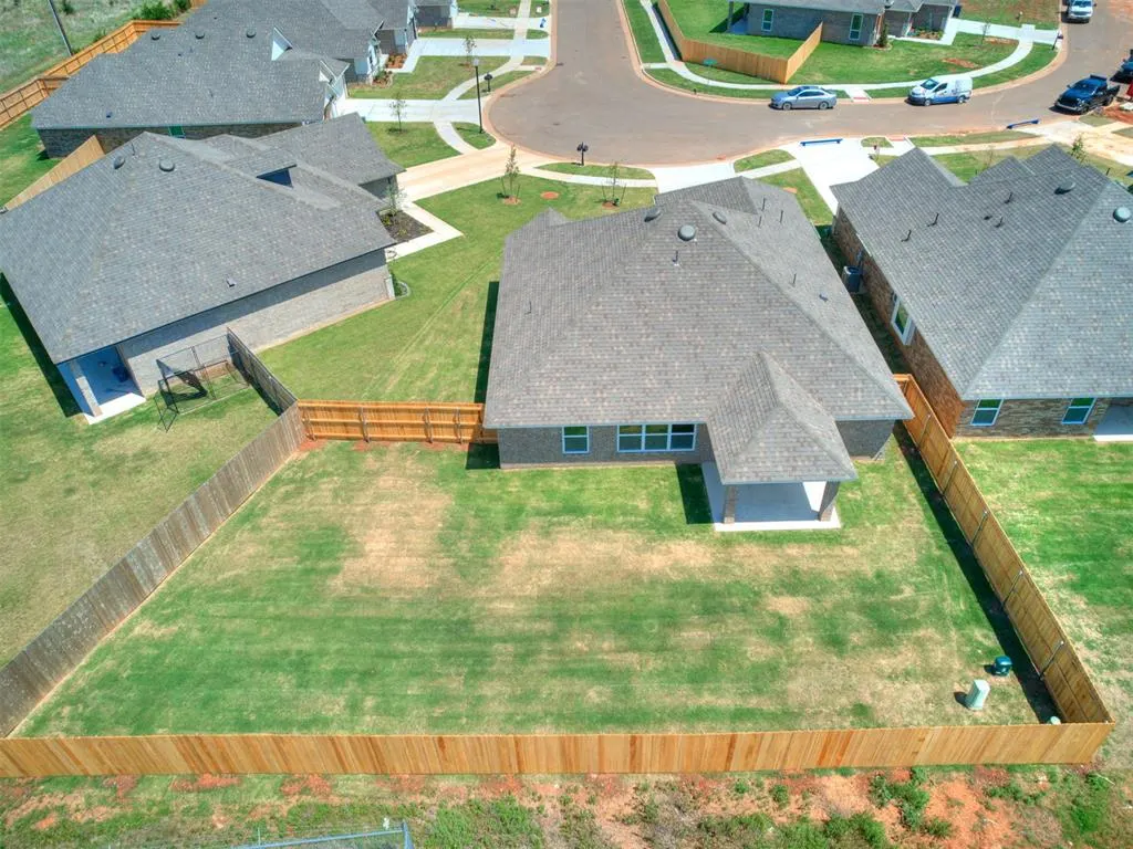 Photo 30 — 14004 Tybee Island Drive, Yukon, OK 73099